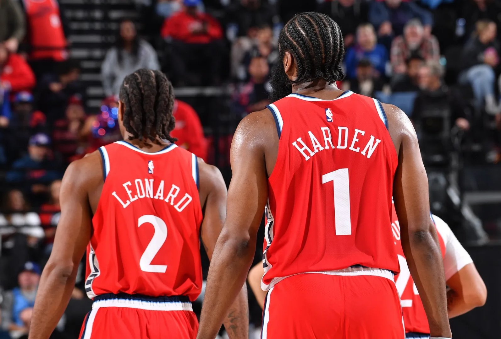 九游2025手游合集穆雷官方宣布重返赛场新规，快船引发争议！赢得满堂喝彩(穆雷恢复情况)